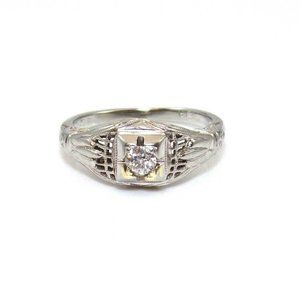 Vtg 18K Gold Diamond Wedding Engagement Ring 5.5
